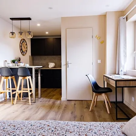 Apartamento Joli Appartement, Le Bouchon Remois, Centre